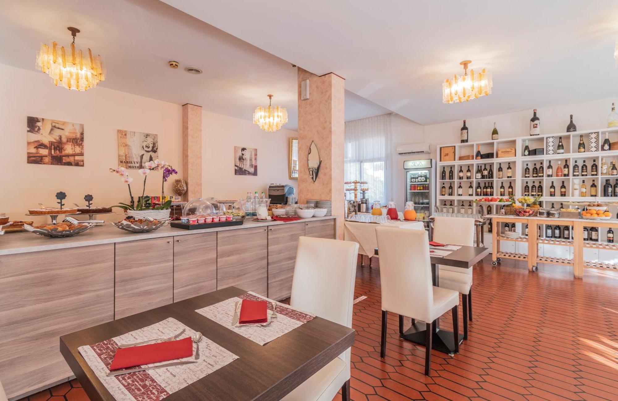 Hotel Gabrini Marina di Massa Εξωτερικό φωτογραφία